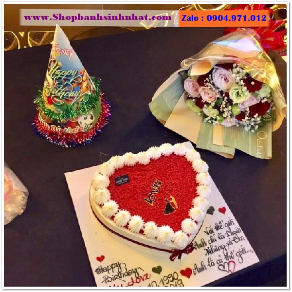 bánh kem và hoa tươi ở quảng nam