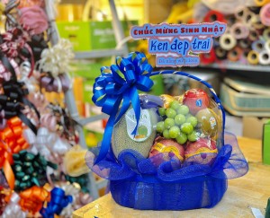 trái cây nhập quận 8