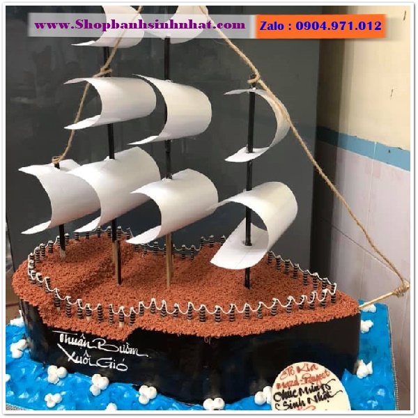 bánh kem chiếc thuyền ở bắc kan