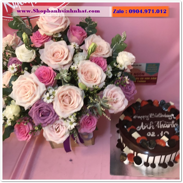 Đặt bánh kem và hoa tươi ở quận 2
