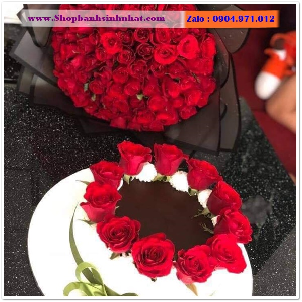 bánh kem và hoa tươi ở bình phước