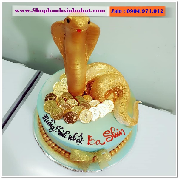 bánh kem con rắn ở huyện nhà bè
