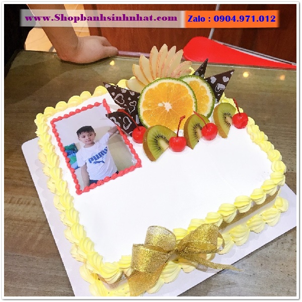 banh sinh nhat o huyen hoc mon