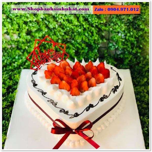 bánh kem hình trái tim ở huế